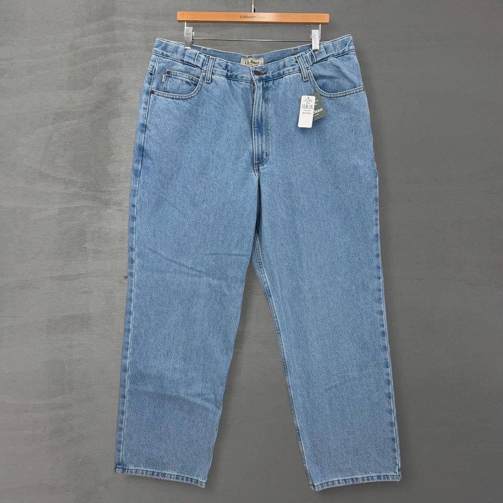 NEW L.L.Bean Comfort Waist Jeans Light Blue Straight Leg Denim 38 x 29